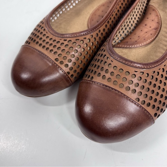 SOFTWALK Napa Brown Ballet Comfort Flats with cut out design Size 12 N - Picture 4 of 8